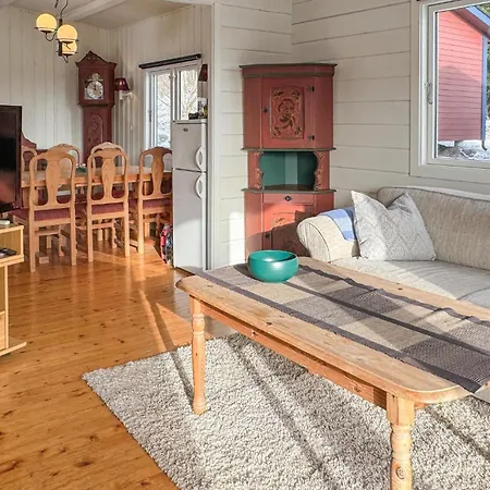 Holiday home 2 Bedroom Lovely In Enebakk Sand (Akershus)