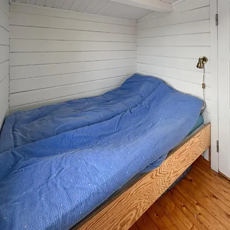 2 Bedroom Lovely In Enebakk