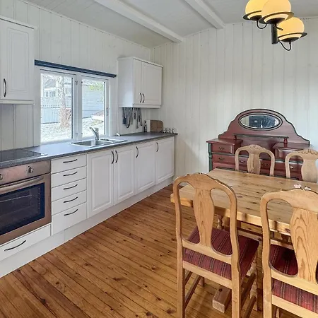 Ferienhaus 2 Bedroom Lovely In Enebakk Sand (Akershus)