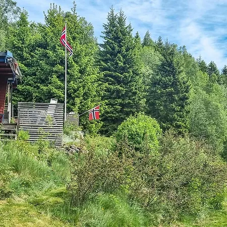 Hermosa Casa De 2 En *