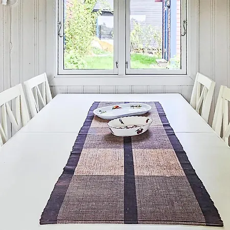 2 Bedroom Lovely In Enebakk
